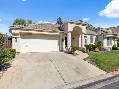 9512 N Whitehouse Dr, Fresno, CA, 93720