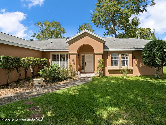 2nd image of 15409 Sonora Dr