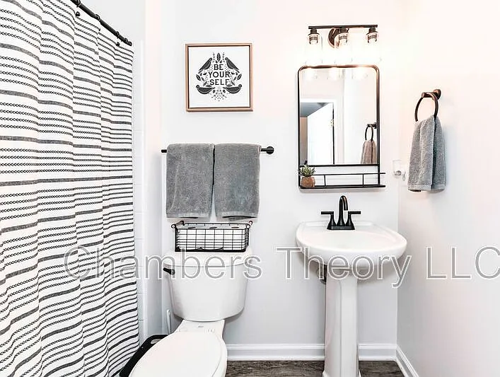 235 Shirley Sq SE — Photo 23
