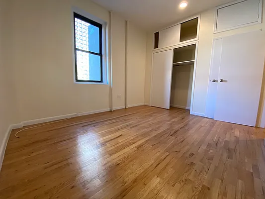 Rented by Corcoran | media 6