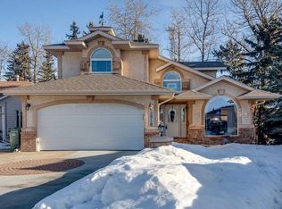 4918 W 53 Avenue Close, Innisfail, AB T4G1W1