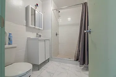 Rented by Evergreen Apartments BK