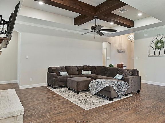 5th image of 4007 Lodge Creek Ct