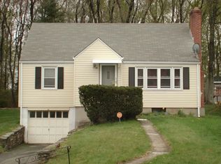 38 Elm Dr, West Hartford, CT 06110