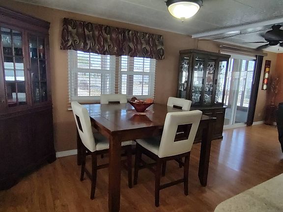 3rd image of 2505 E Bay Dr #119