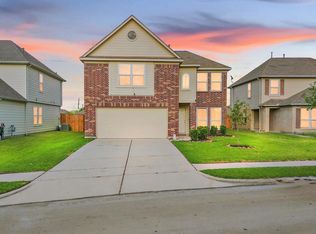 8118 Rosemary Dr, Baytown, TX 77521