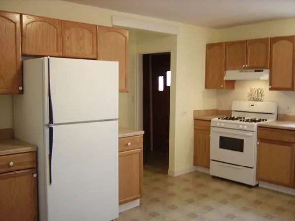 17 Harrison St, Natick, MA 01760