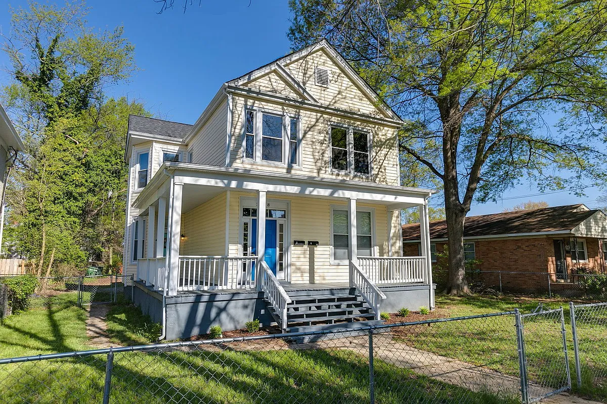 Building Photo - 3418 Carolina Ave #A