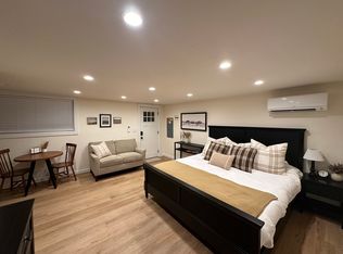 13223 5th Ave SW #B, Seattle, WA 98146