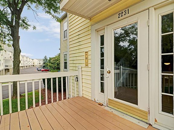 3rd image of 2231 S Huron Pkwy APT 4