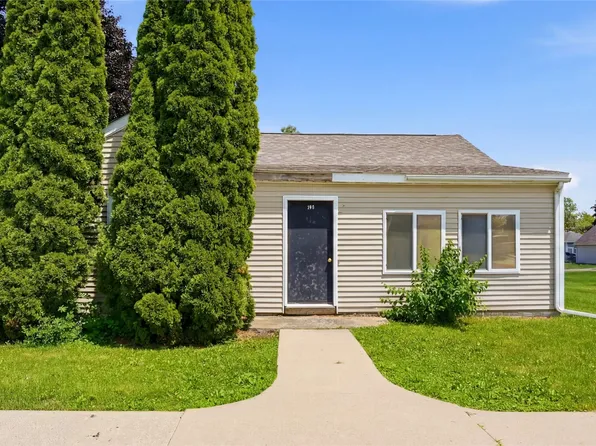 309 2nd Ave, Clarence, IA 52216
