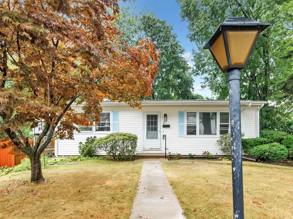 6 Grescham Avenue, Norwalk, CT 06851