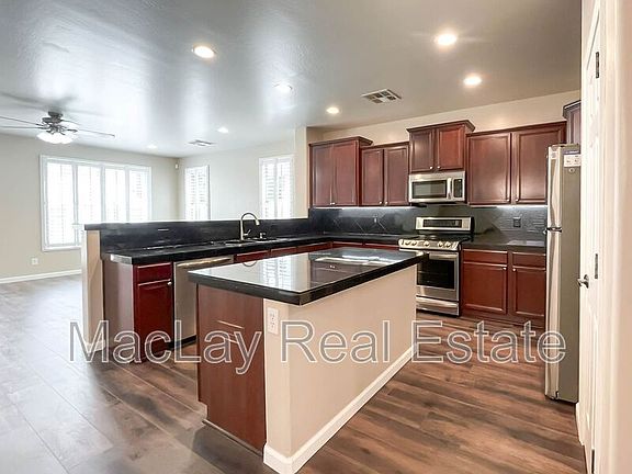 5th image of 3829 E Morelos St