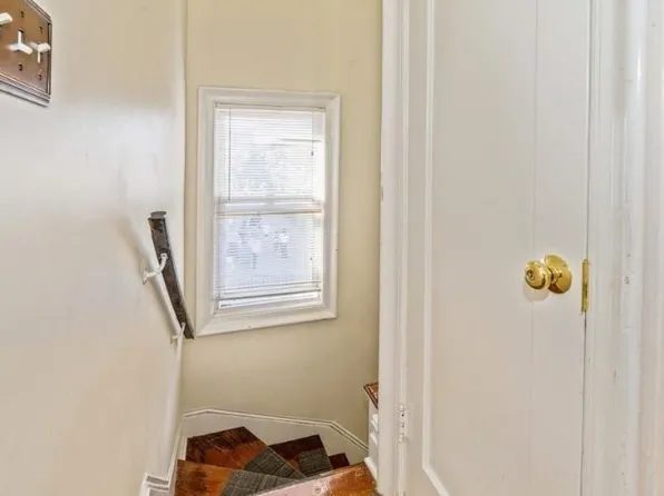 802 Kennedy Boulevard image 2 of 18