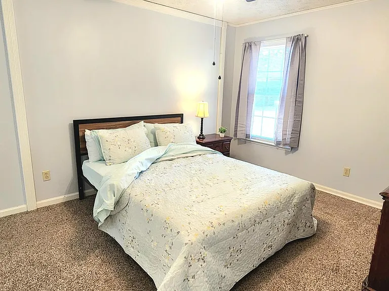 912 Kennesaw Dr — Photo 28