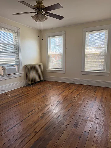 48 Monmouth St #B Photo 1
