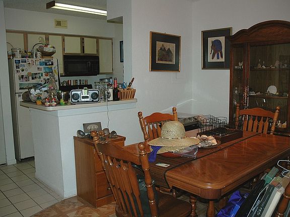 Dining Area/Kitchen