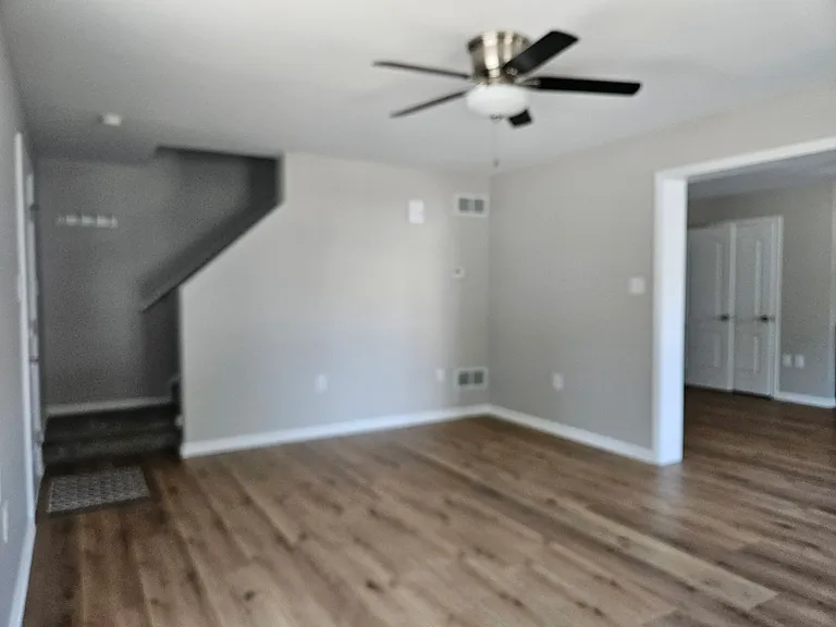 110 Edward Dr — Photo 7