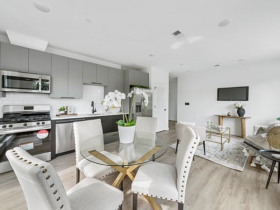 4th image of 15-19 S 13th St #405