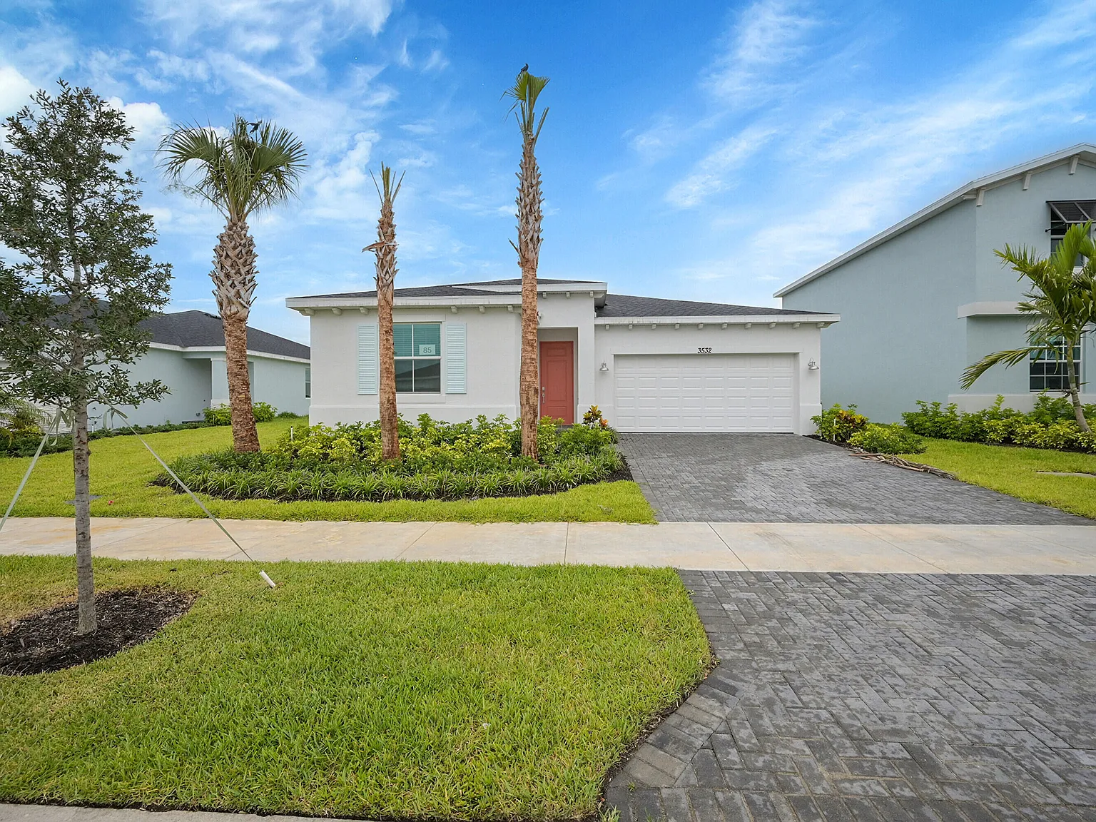 4 bed, 2.0 bath, 1809 sqft, $2,500 — Photo 1