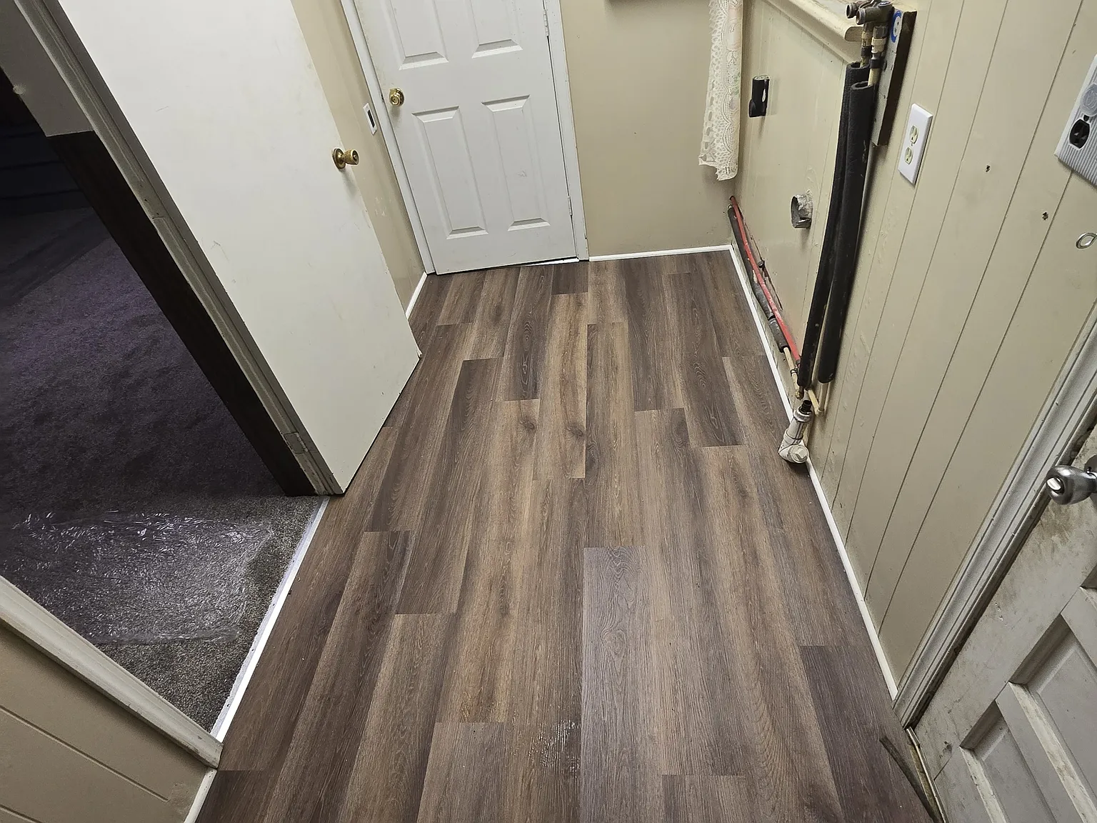 2 bed, $1,300 — Photo 3