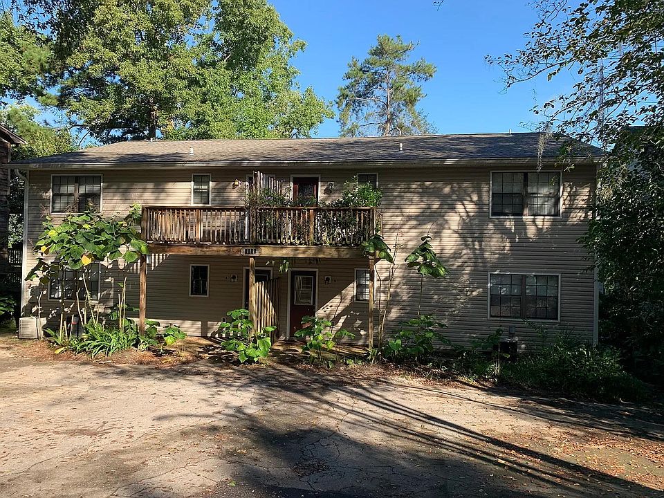 1st image of 1956 Nicklaus Dr APT B