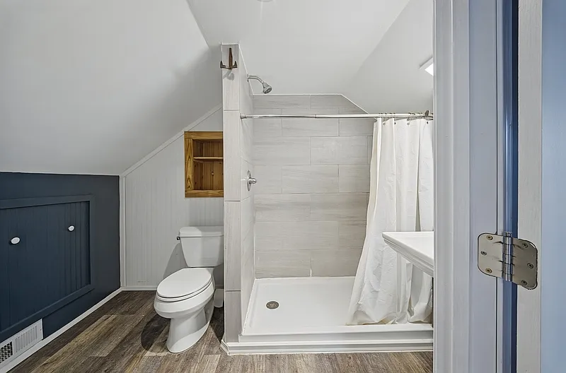 3 bed, 2.0 bath, $2,200 — Photo 4