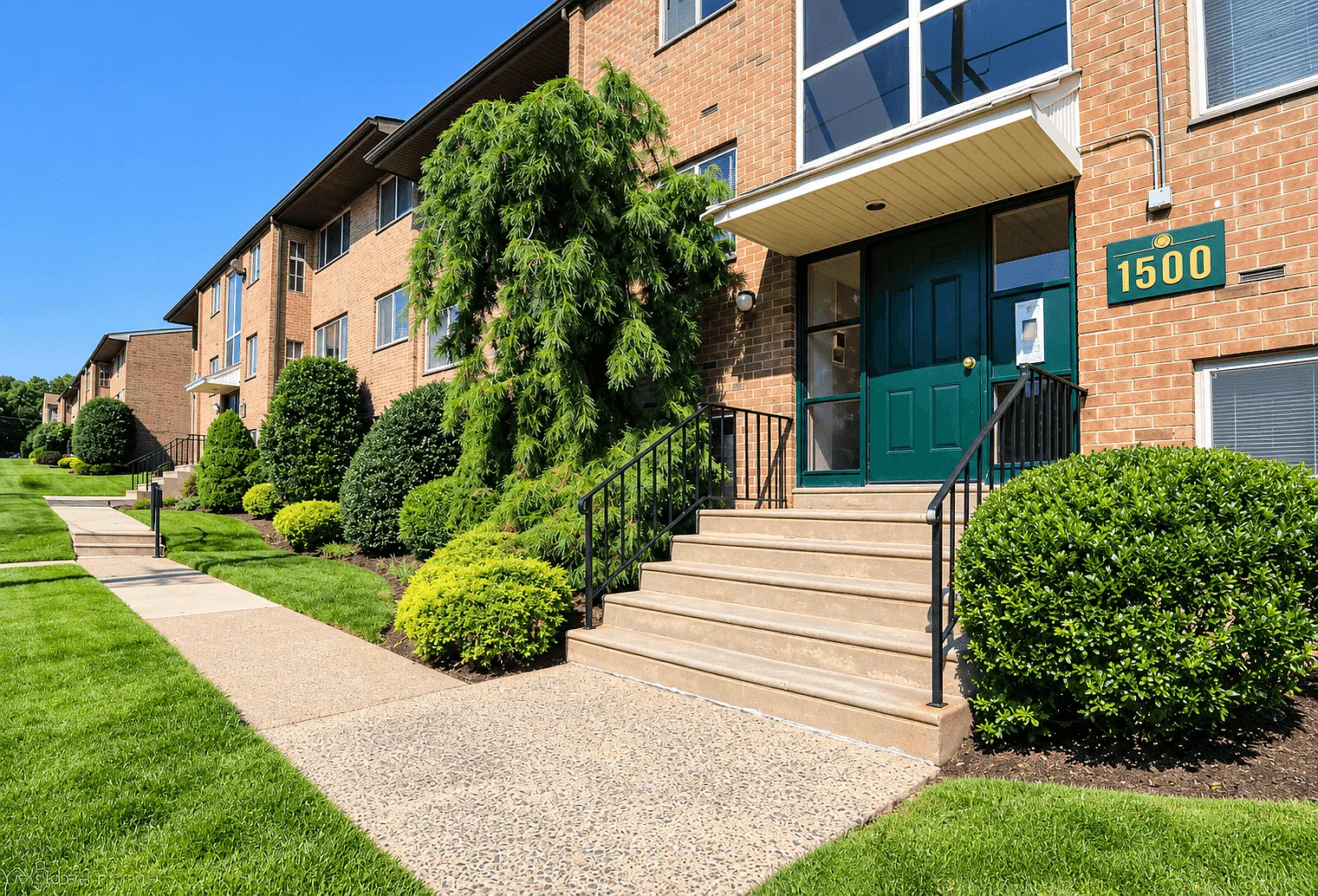Heatherwood Apartments — Photo 2