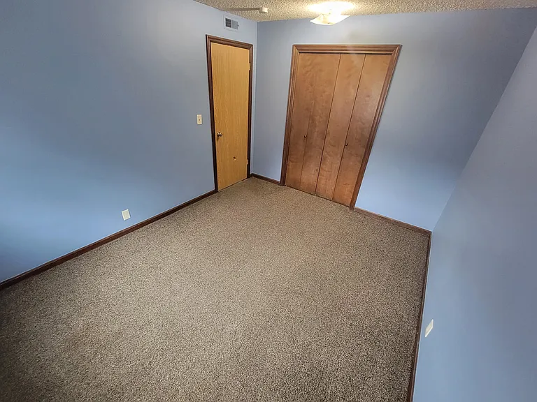 1133 B St #4 — Photo 13
