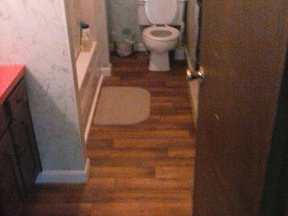Downstairs bathroom 