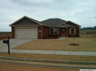 162 Walkers Hill Rd, Meridianville, AL 35759