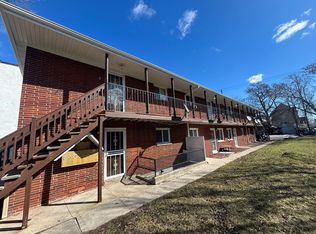 1422 S 7th St APT 3, Milwaukee, WI 53204