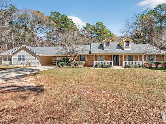 2nd image of 560 Log Landing Road