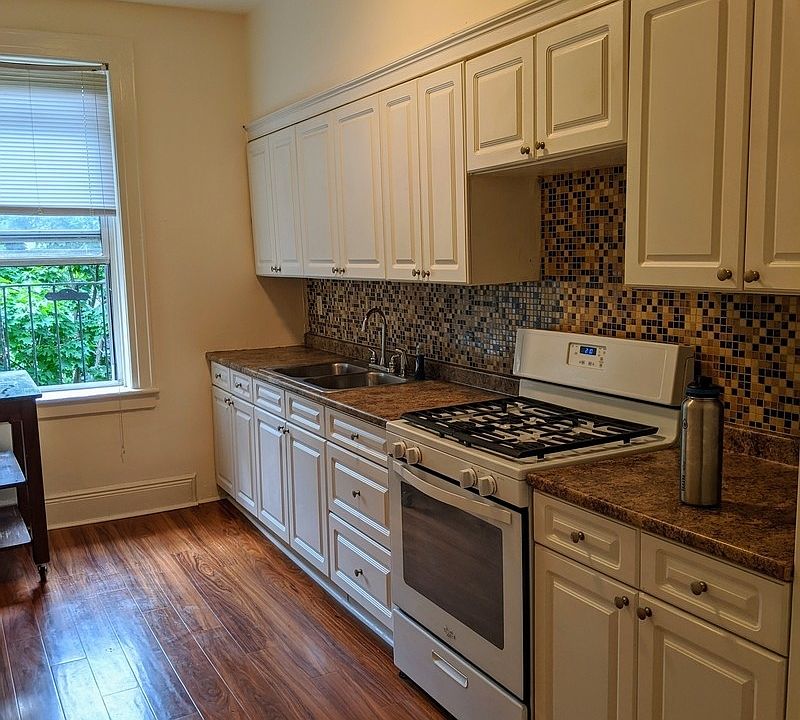 1st image of 28-40 35th St #3R