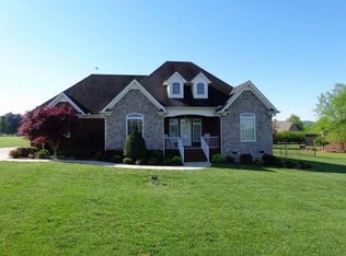 218 Barton Dr, Normandy, TN 37360