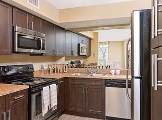 940 Sanctuary Cove Dr, West Palm Beach, FL 33410