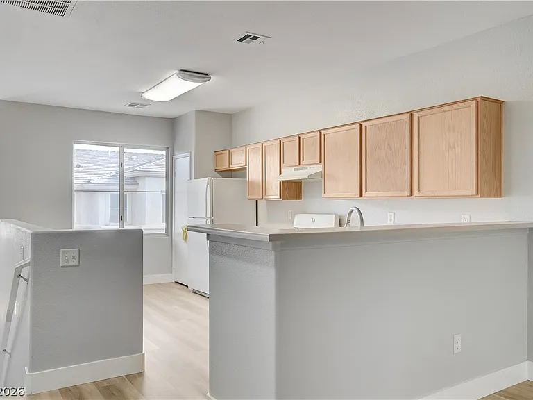 673 Peachy Canyon Cir #203 — Photo 6