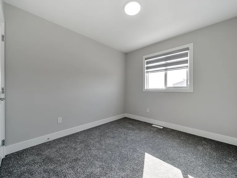 595 Black Stone Blvd #M — Photo 17