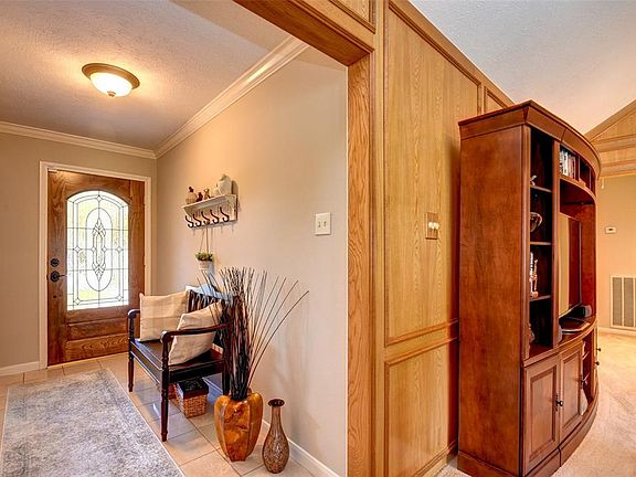 5th image of 15915 Mesa Gardens Dr