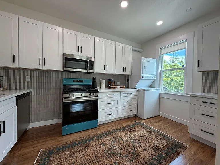 312 Brookes Ave #A2 — Photo 5
