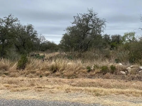 343 LEGEND HILLS RD LOT 21, Uvalde, TX 78801