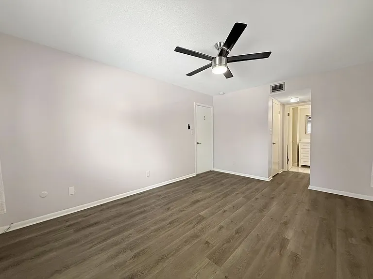 4607 W Fig St #209 — Photo 10