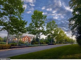 1104 Parkview Dr, Haverford, PA 19041