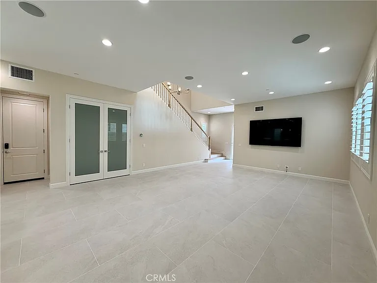 98 Pinnacle Dr — Photo 9