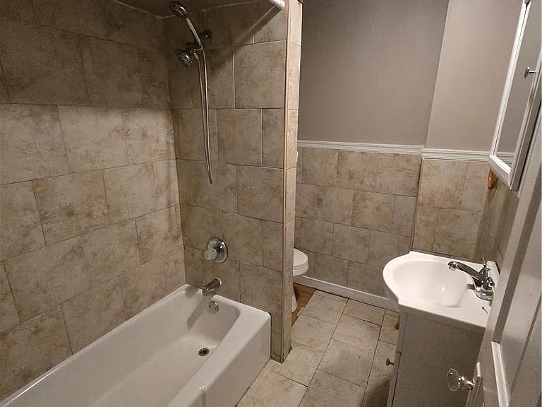 328 N 9th St #2B — Photo 4