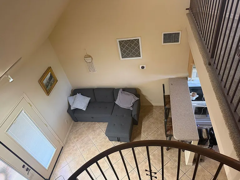 6720 N Andrea Doria Dr #2 — Photo 7