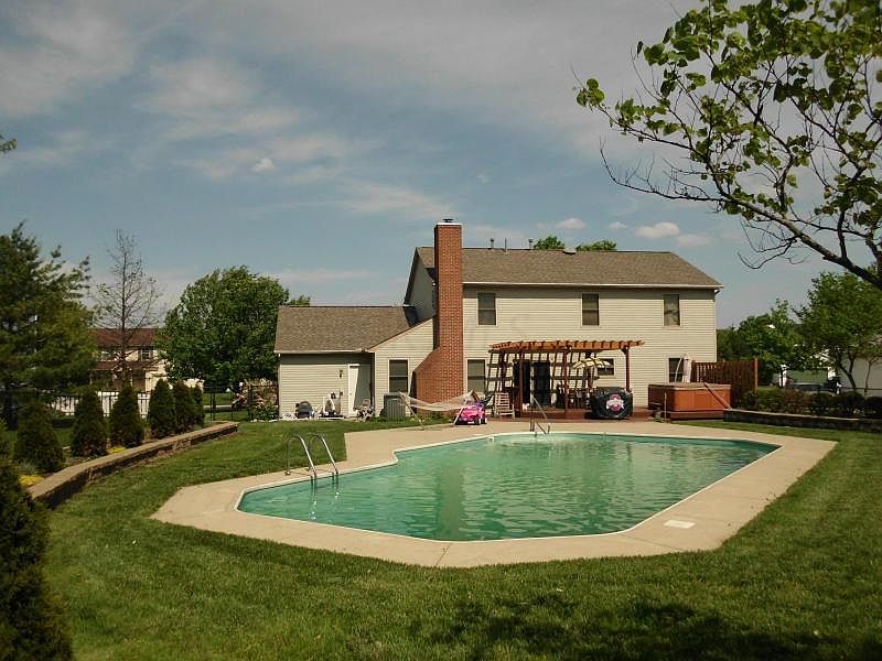 1st image of 5447 Meadow Grove Dr