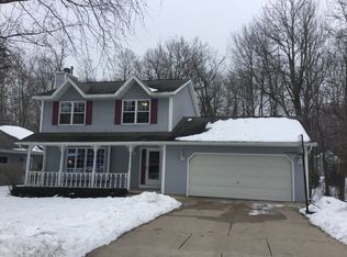 2431 Shady Oak Dr, Green Bay, WI 54304