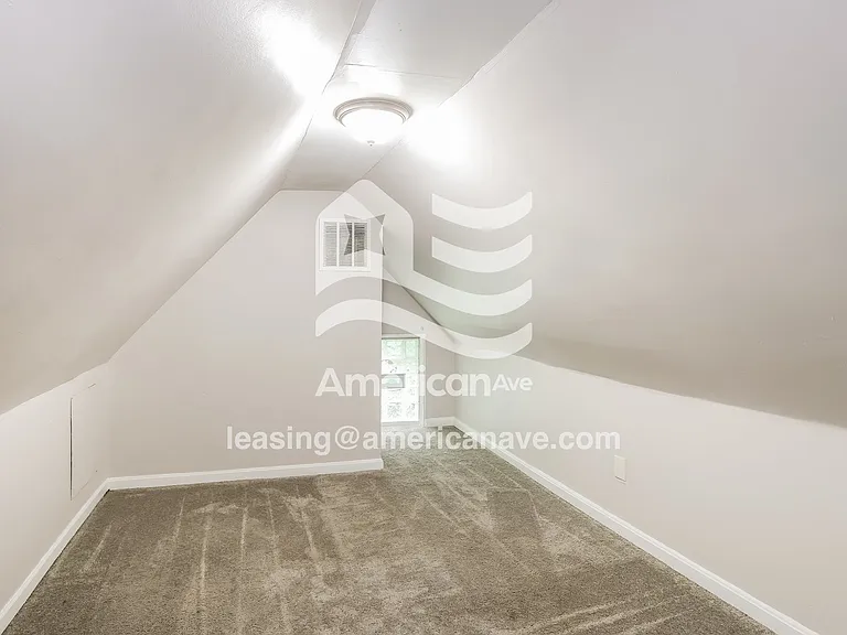 414723_013_bedroom_13774929.jpg