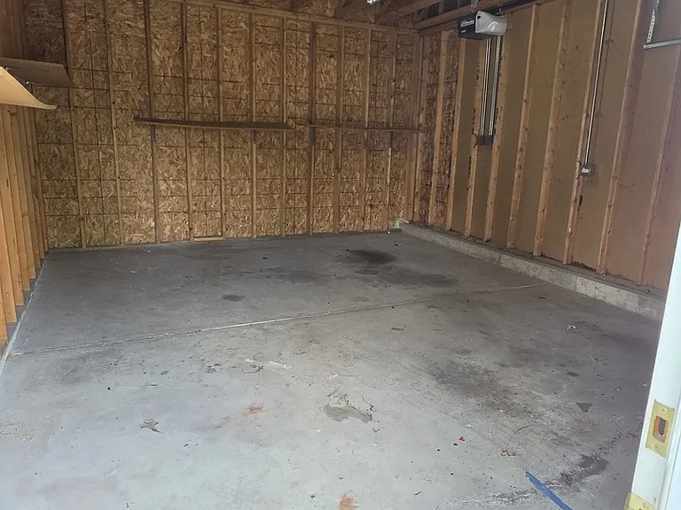 101 Silverstone Dr #101 — Photo 21